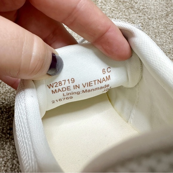 Cole Haan Grand Crosscourt Meadow Sneaker Size 6 - Picture 5 of 5